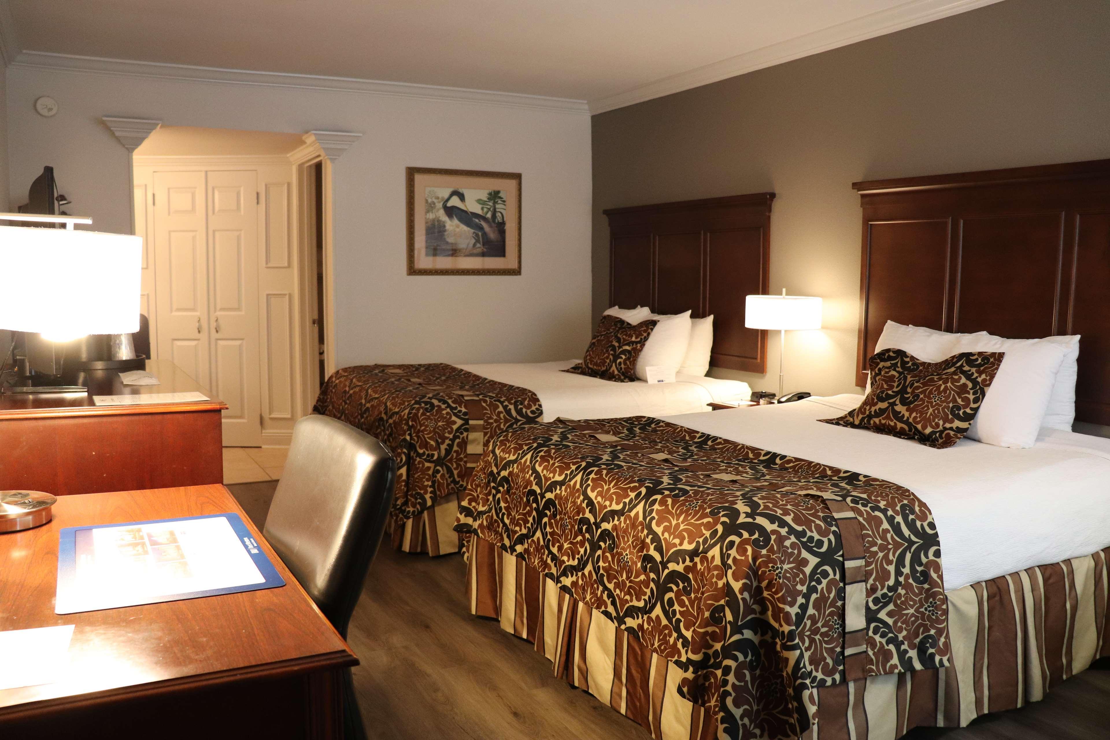 Best Western Plus Westbank Харви Экстерьер фото