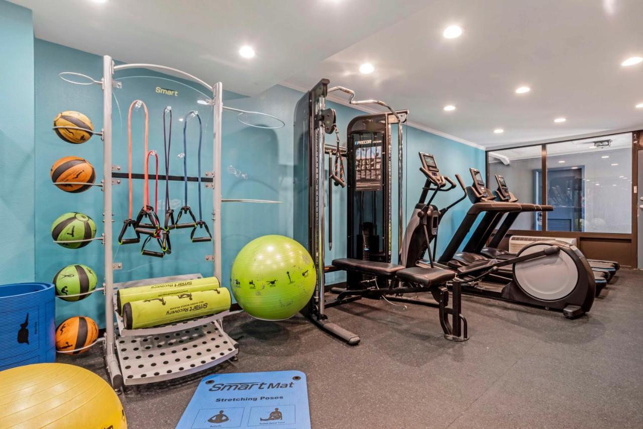 Best Western Plus Westbank Харви Экстерьер фото